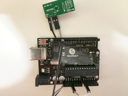 FS1000A receiver connected to Arduino